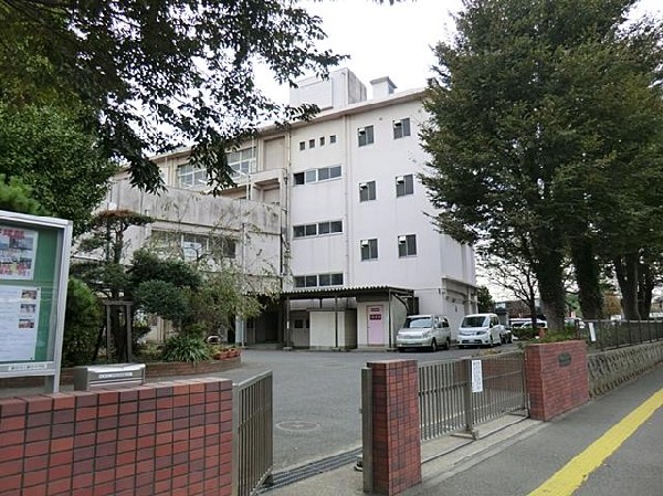 周辺環境:横浜市立瀬谷中学校(横浜市立瀬谷中学校まで750m)