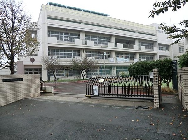 周辺環境:横浜市立錦台中学校(横浜市立錦台中学校まで900m)
