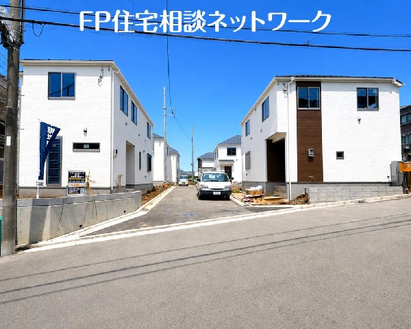 外観:☆☆風通しの良い住宅地☆☆  ゆとりのある住宅地　部屋の窓を開けるとそこには心地よい風が通りぬけます♪