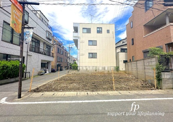 外観:毎日のお散歩も快適な緑に恵まれた閑静な住宅地は、伸び伸びスローライフを叶えてくれます。