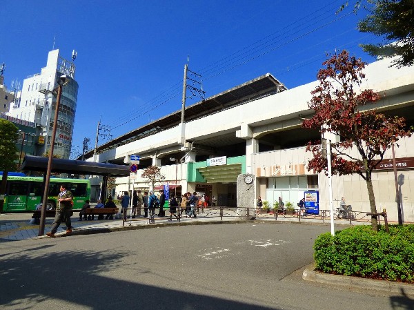 周辺環境:武蔵新城駅(平坦で生活しやすく、昔ながらの商店街も複数あり、目的に応じてお買い物ができる街です。)