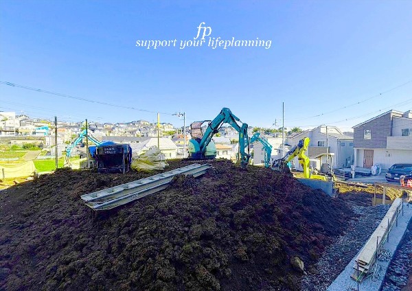 外観:閑静な住宅地に全4棟の分譲住宅が誕生！建物はゆとりの広さで家族でゆっくりと生活の出来る贅沢な空間です。