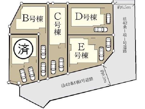 区画図:前面道路広々しておりますのでお車の出し入れもスムーズに行えます！