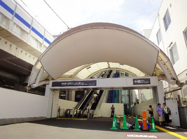 周辺環境:元住吉駅(東横線の日吉と武蔵小杉に挟まれた各駅停車駅。)