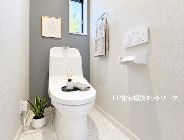 本画像はAIがCGで小物などを生成しているため、実際の現地には設置されておりません。