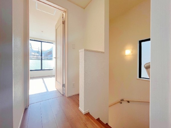 動線がしっかり考えられた間取り。採光もしっかりと計算されていてどの部屋も明るいのがうれしいですね。