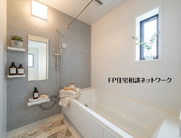 【浴室】  本画像はAIがCGで小物を作成しており、実際の現地に小物は設置されておりません。また、販売価格に小物等は含まれておりません。 