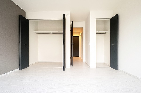 家族の一体感を感じられる広々としたスペース。家族と過ごす時間を大切にする方にピッタリのゆとりの住空間です。