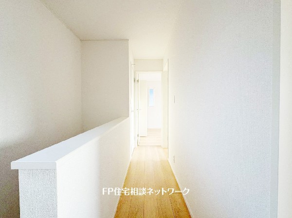 防犯カメラ　セキュリティが気になる一戸建住宅。防犯カメラで抑止効果にも期待。