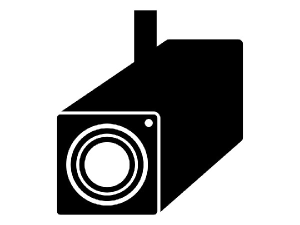 防犯カメラ　セキュリティが気になる一戸建住宅。防犯カメラで抑止効果にも期待。