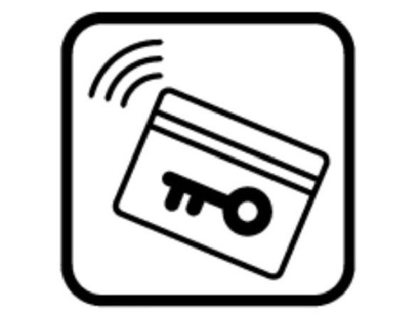 カードキー　かざすだけで施解錠出来るカードキーが標準装備。