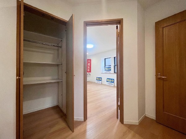 動線がしっかり考えられた間取り。採光もしっかりと計算されていてどの部屋も明るいのがうれしいですね。