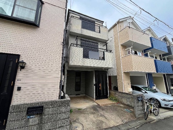 外観:現地写真（2025年11月撮影）