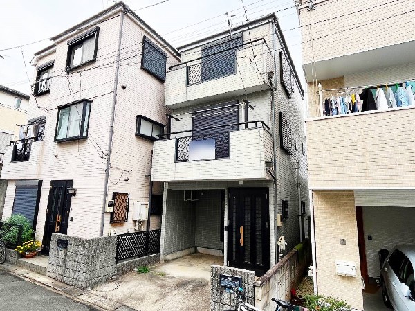 外観:現地写真（2025年11月撮影）