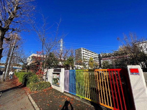 周辺環境:にじのそら虹ヶ丘保育園　(子どもが温かい雰囲気の中でのびのびと安心して過ごせる保育園です。)