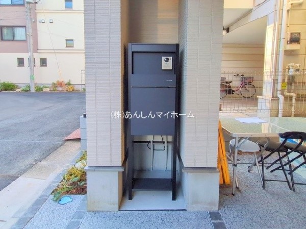 外観:宅配ボックス
