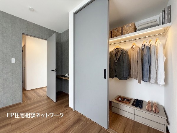 ■収納■本画像はAIがCGで家具作成しており、実際の現地に家具は設置されておりません。また、販売価格に家具、小物等は含まれておりません。