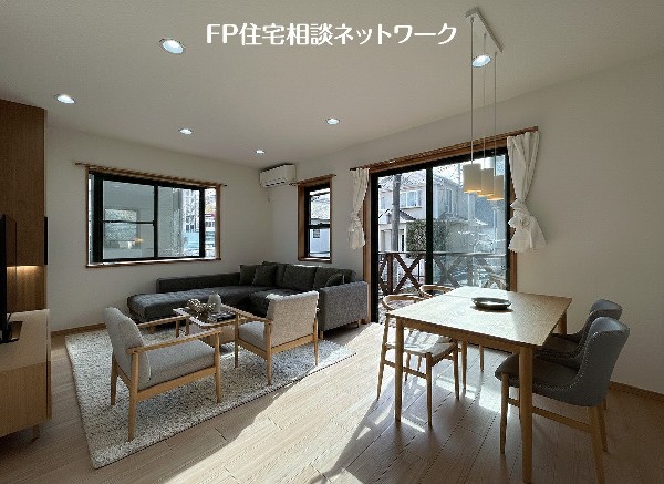 本画像はAIがCGで家具作成しており、実際の現地に家具は設置されておりません。また、販売価格に家具等は含まれておりません。