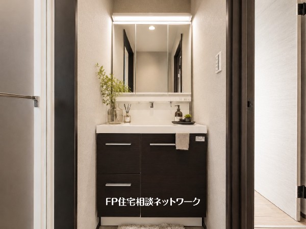 ■洗面所■本画像はAIがCGで家具作成しており、実際の現地に家具は設置されておりません。また、販売価格に家具、小物等は含まれておりません。