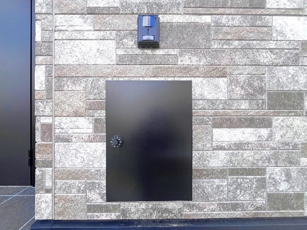 外観:毎日のお散歩も快適な緑に恵まれた閑静な住宅地は、伸び伸びスローライフを叶えてくれます。自然豊富な季節の移ろいを身近に感じられる環境で子育てす！