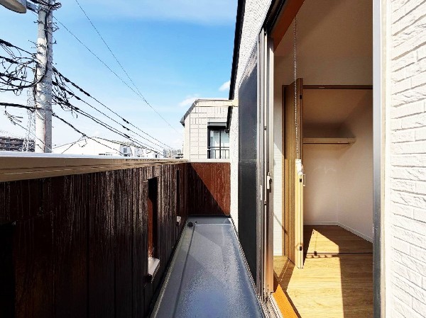 外観:バルコニー