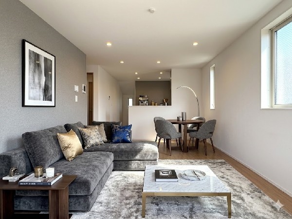 ■リビング■  本画像はAIがCGで小物等を作成しており、実際の現地に小物等は設置されておりません。また、販売価格に小物等は含まれておりません。