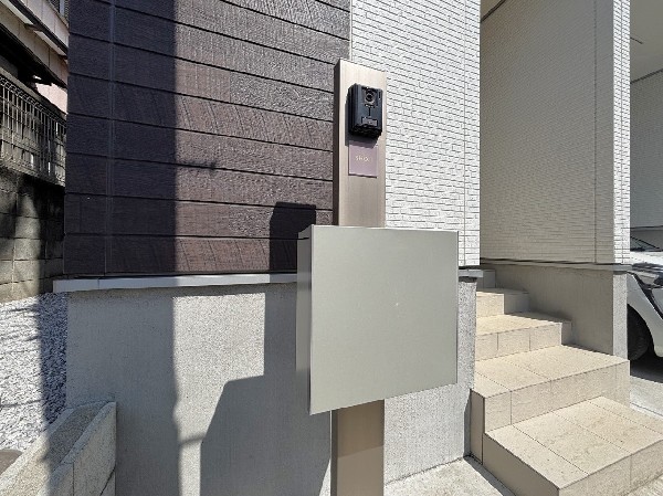 外観:四季を通じて自然と触れ合えるスポットが周辺には盛りだくさん！お散歩やジョギング、週末のご家族での遊びに最適です。