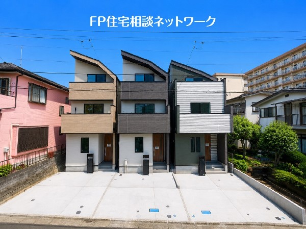 外観:毎日のお散歩も快適な緑に恵まれた閑静な住宅地は、伸び伸びスローライフを叶えてくれます。自然豊富な季節の移ろいを身近に感じられる環境で子育てすれば、お子様もきっと素直に成長してくれるはずです！