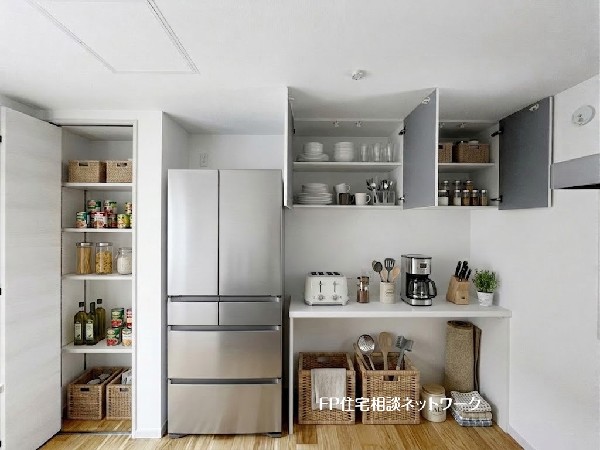 ■収納■本画像はAIがCGで家具作成しており、実際の現地に家具は設置されておりません。また、販売価格に家具、小物等は含まれておりません。