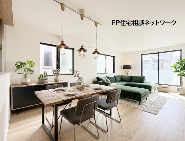 【LDK│15帖】  本画像はAIがCGで家具を作成しており、実際の現地に家具は設置されておりません。また、販売価格に家具等は含まれておりません。