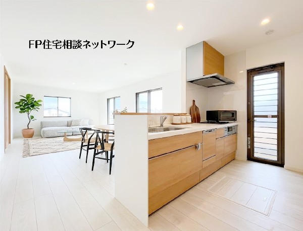 【キッチン】本画像はAIがCGで家具を作成しており、実際の現地に家具は設置されておりません。また、販売価格に家具等は含まれておりません。
