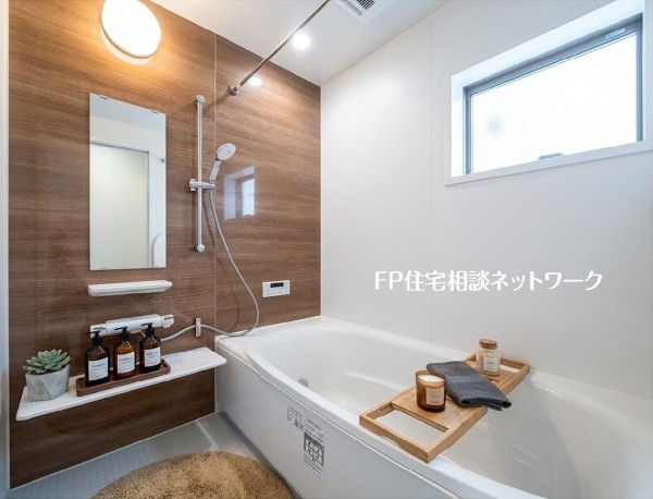 【浴室】  本画像はAIがCGで小物を作成しており、実際の現地に小物は設置されておりません。また、販売価格に小物等は含まれておりません。