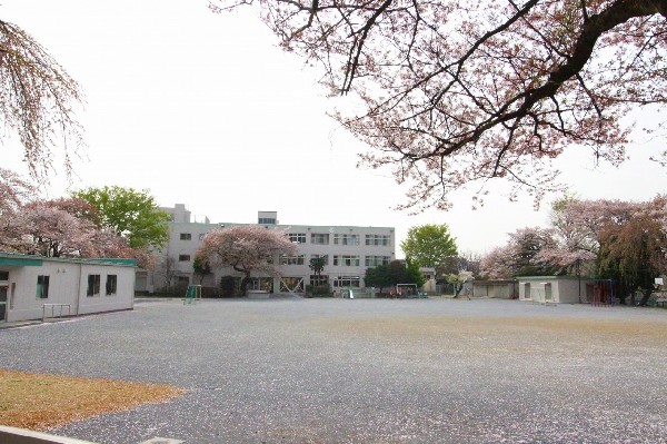 周辺環境:稲城市立稲城第二小学校(学校教育目標・自ら学ぶ子　・心豊かな子　・たくましい子 - コピー)