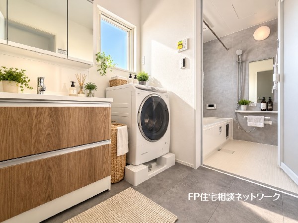 本画像の家電、小物、植栽等はCG生成の配置イメージです。販売価格にこれらは含まれず、付帯しません。