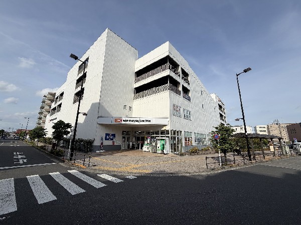 周辺環境:オーケー 西府店(食べ盛りのお子様がいらっしゃるご家庭の強い味方、魅力の量・価格のスーパーが近くにあると、とても心強いです。まとめ買いに、休日のお買い物に便利です。)
