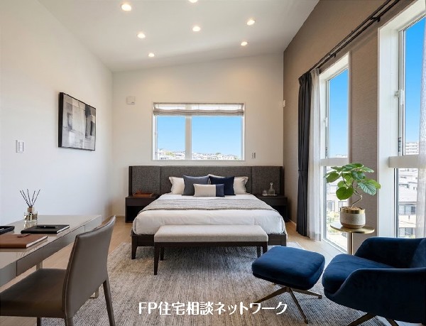 【洋室│7.4帖】  本画像はAIがCGで家具を作成しており、実際の現地に家具は設置されておりません。また、販売価格に家具等は含まれておりません。