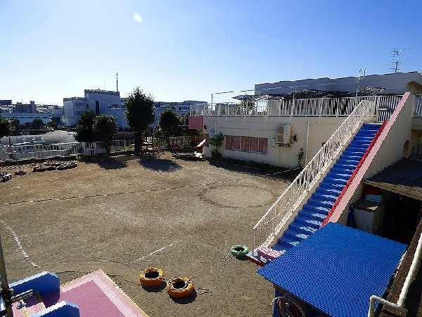 周辺環境:梶ヶ谷保育園(保育方針は、心も身体も健康な子ども、意欲的に遊べる子ども、情緒豊かな子ども)