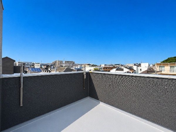 建物プラン例　延床面積100m2　2階建て　価格2400万円（税込）