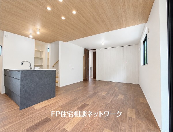 建物プラン例、建物価格1870万円、建物面積95m2