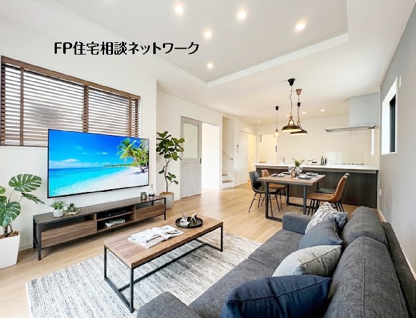 【LDK│16.1帖】  本画像はAIがCGで家具を作成しており、実際の現地に家具は設置されておりません。また、販売価格に家具等は含まれておりません。