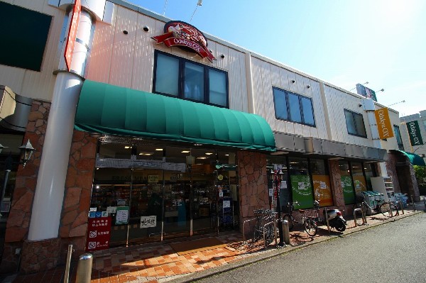 周辺環境:Odakyu OX生田店(Odakyu OXは小田急商事株式会社が展開するこだわりのスーパーマーケット。都市型スーパーマーケットとして、「上質」と「感動」をみなさまへ。)