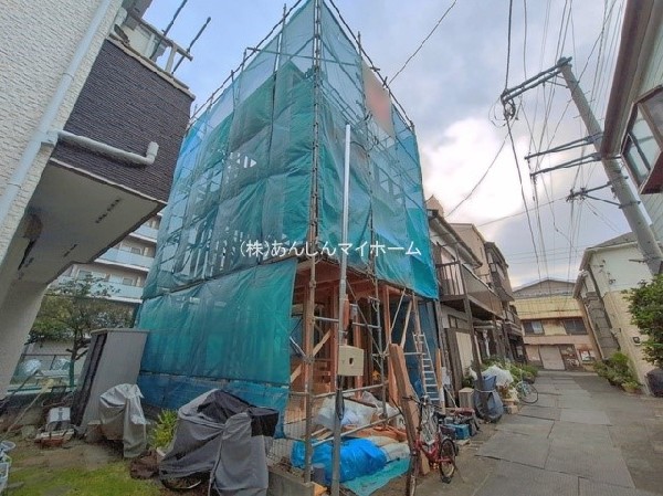外観:現地写真（上棟）