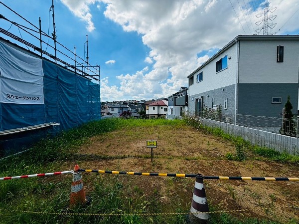 外観:快適な緑に恵まれた閑静な住宅地は、毎日のお散歩など、伸び伸びスローライフの夢を叶えてくれます。