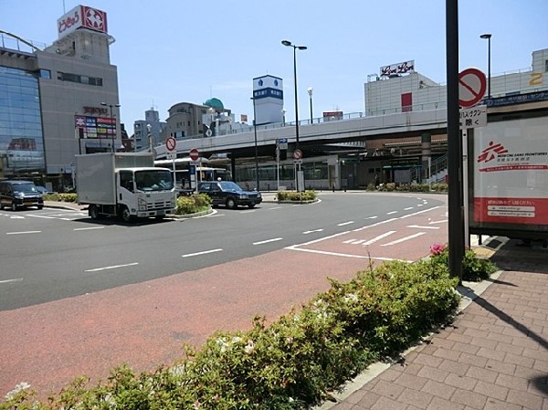 周辺環境:中山駅(横浜線と地下鉄グリーンラインの2路線利用可。南口からズーラシア行きバスあり。商店街もあり便利です。)