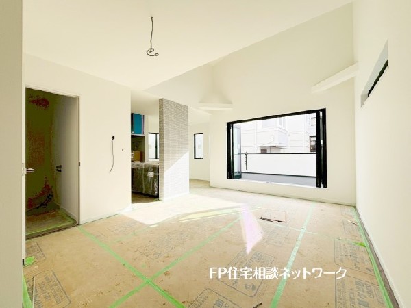 18帖の広々ＬＤＫ。導線もしっかりと取れているので、ソファーなどの家具もしっかりと配置できます。