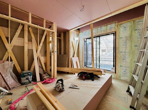 全居室に収納を完備。季節物のお洋服などもしっかりと整理整頓出来ます。居室空間を隅々まで使えるのが嬉しいですね。