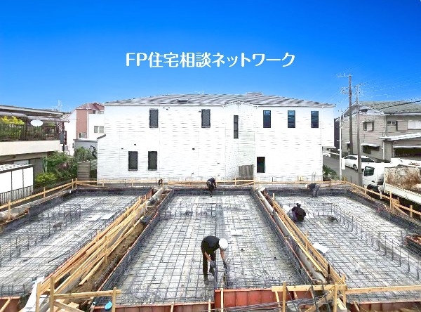 外観:四季を通じて自然と触れ合えるスポットが周辺には盛りだくさん。目の前に広がる開放感とゆとり