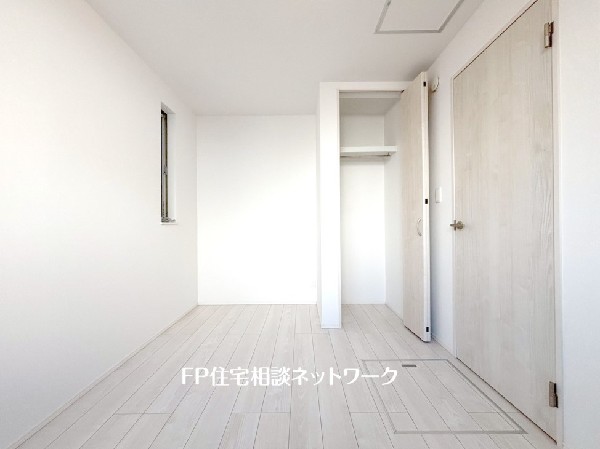 全室2面採光かつ収納スペースを設けています。お部屋を有効に使えるので、家具の配置もしやすいですね。