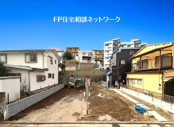 外観:「桜木町」駅が徒歩圏の嬉しい立地。横浜の魅力をすぐそばに感じながら便利で快適な暮らしが叶います。