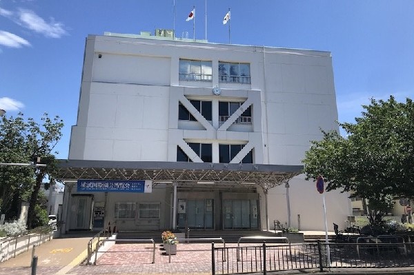 周辺環境:横浜市西区役所(暮らしに関する手続きやお子さまの健診など、何かと行くことのある区役所。近くにあると便利ですね。)